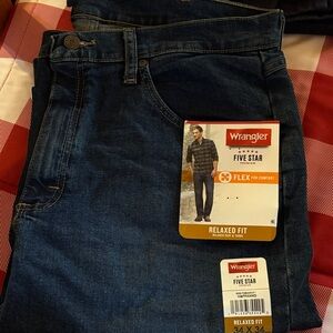 Wrangler men’s jeans flex relaxed fit